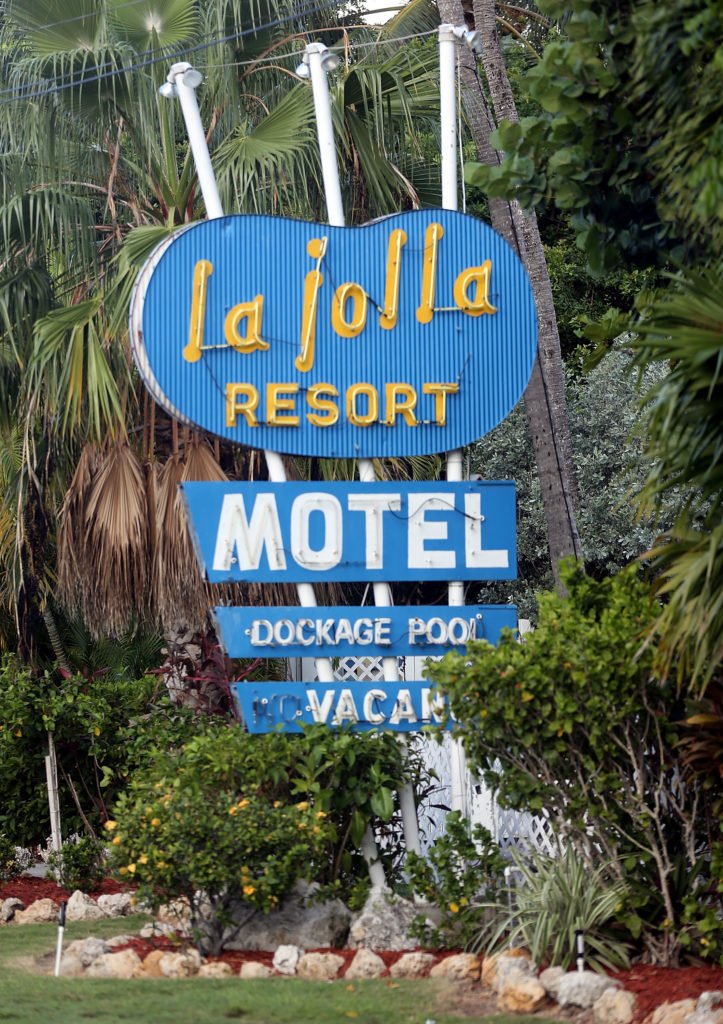 BLACKRAPID Guest Post by Marc Serota | Photographing Hurricane Irma in the Florida Keys 8