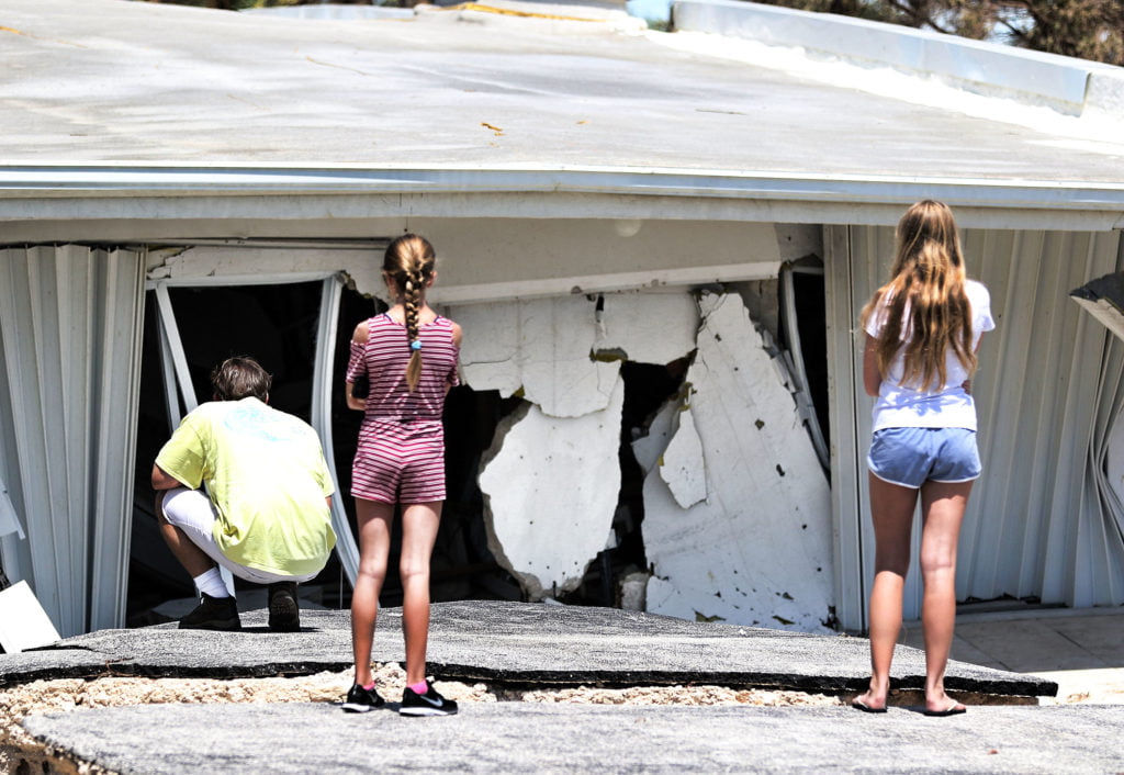 BLACKRAPID Guest Post by Marc Serota | Photographing Hurricane Irma in the Florida Keys 12