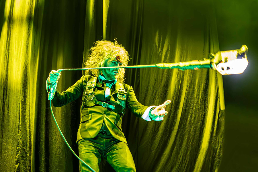 BLACKRAPID SPOTLIGHT: Raven Divito 4