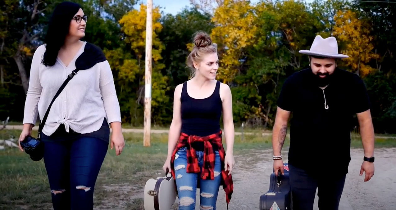 PhotoTEQ Limited Has Chat with Nicole Elliott 3