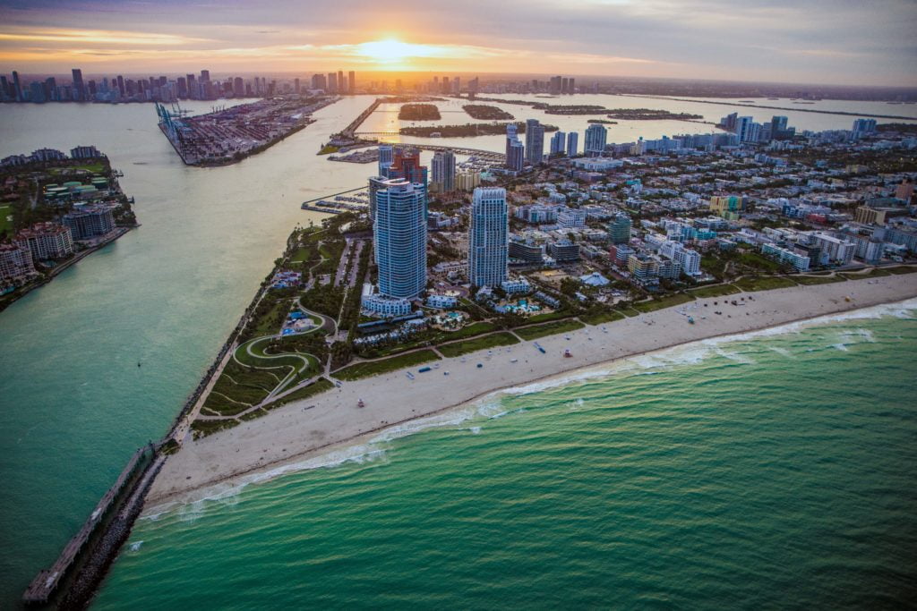 BLACKRAPID Guest Post by Dave Williams | Photographing Miami From a Helicopter 5
