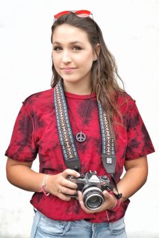 Groovy - Far Out IMG_7744