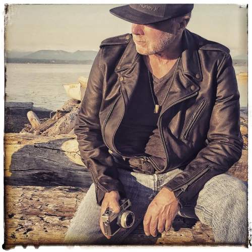 BLACKRAPID Founder and Photographer Ron Henry