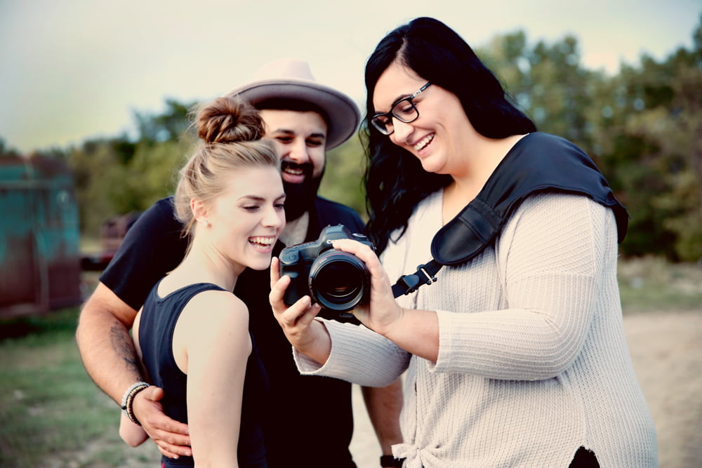 It's Here! The camera strap designed by women for women – Nicole Elliott by BLACKRAPID! 7